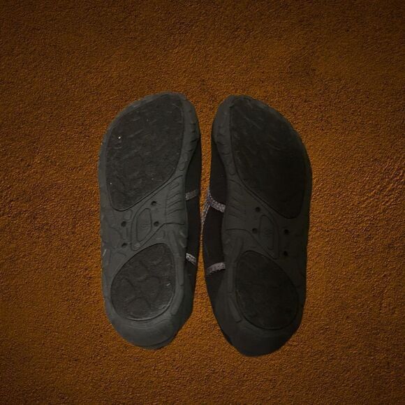 Champion Swim Shoes Size XL! 👟 - Picture 2 of 2